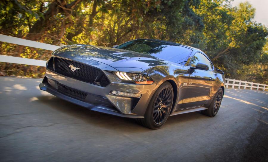  Ford Mustang GT Fastback 2017 года  (NA) (фото 29 из 40)
